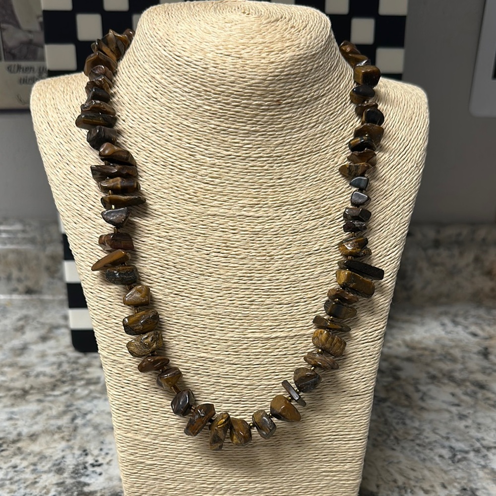 Tiger’s Eye Chip Stone Necklace